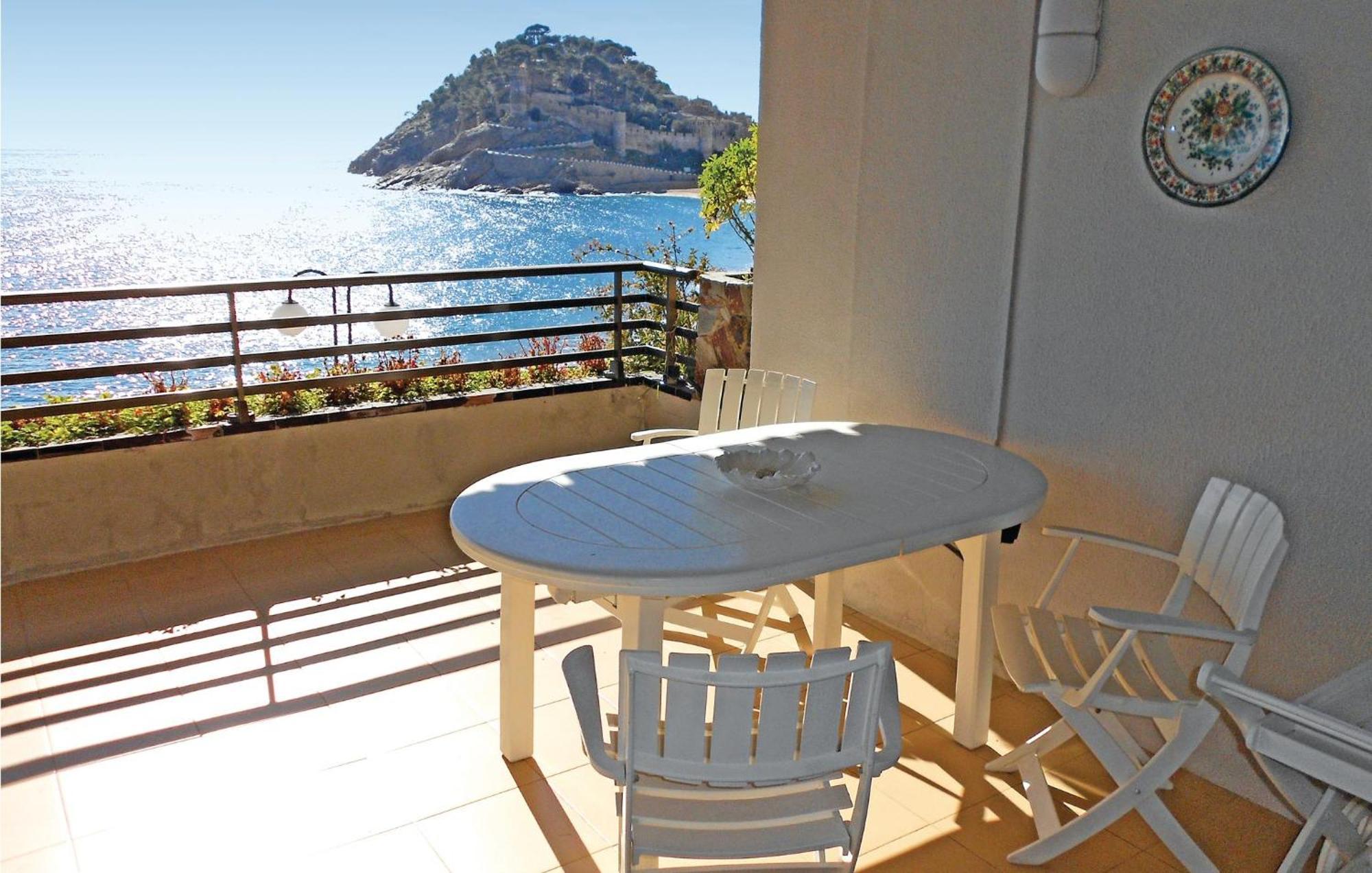 Stunning Apartment In Tossa De Mar With Wifi Tossa de Mar Exterior foto